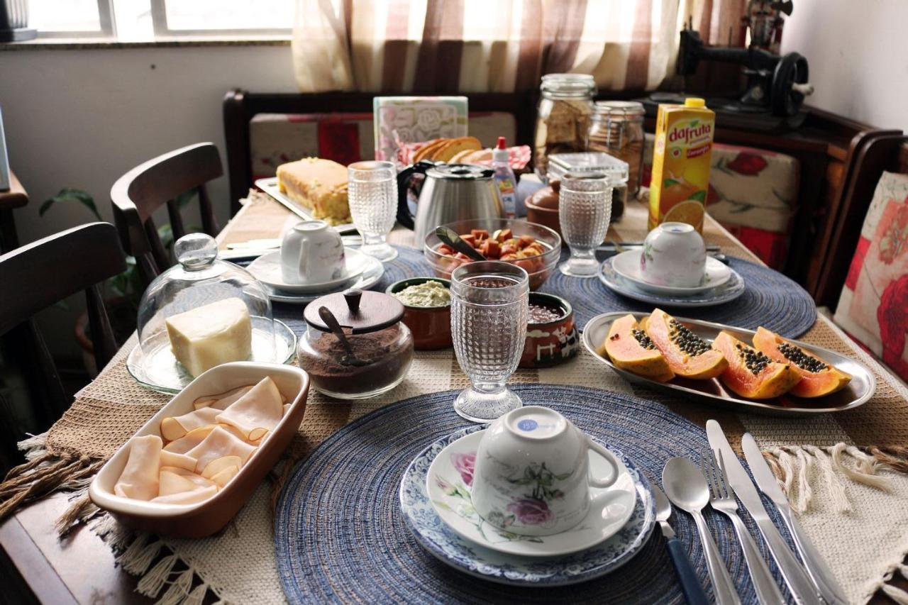 Acomodação com café da manhã  Aconchego Rio de Janeiro